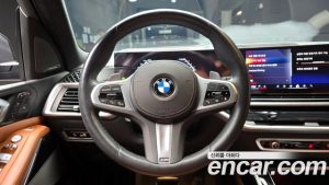 BMW X7 xDrive 40i M Sport 7-Seater 2024 года из Южной Кореи