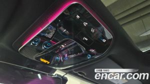 Mercedes-Benz GLC-Class AMG GLC43 4MATIC 2025 года из Южной Кореи