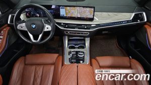 BMW X7 xDrive 40i Design Pure Excellence 6 2023 года из Южной Кореи