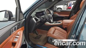 BMW X7 xDrive 40i Design Pure Excellence 6 2023 года из Южной Кореи