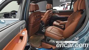 BMW X7 xDrive 40i Design Pure Excellence 6 2023 года из Южной Кореи