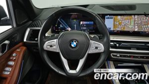 BMW X7 xDrive 40i Design Pure Excellence 6 2023 года из Южной Кореи