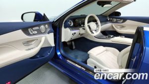 Mercedes-Benz E-Class E450 4MATIC Cabriolet 2023 года из Южной Кореи