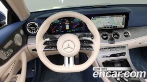 Mercedes-Benz E-Class E450 4MATIC Cabriolet 2023 года из Южной Кореи