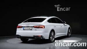 Audi A5 45 TFSI 4WD Premium Sportback 2023 года из Южной Кореи