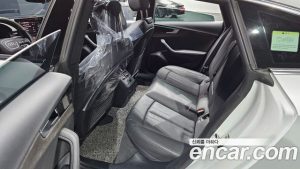 Audi A5 45 TFSI 4WD Premium Sportback 2023 года из Южной Кореи