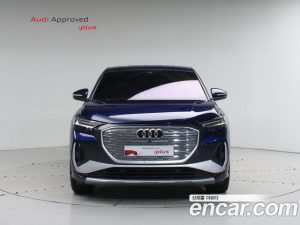 Audi Q4 e-tron 40 Premium Sportback 2023 года из Южной Кореи