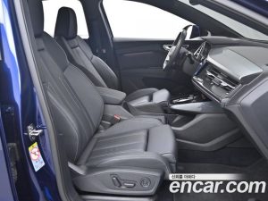 Audi Q4 e-tron 40 Premium Sportback 2023 года из Южной Кореи