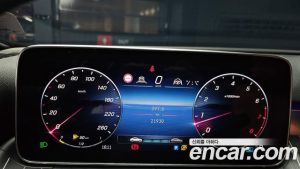 Mercedes-Benz C-Class C300 4MATIC Avantgarde 2023 года из Южной Кореи