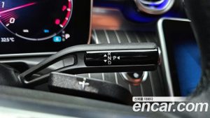 Mercedes-Benz C-Class C300 4MATIC Avantgarde 2023 года из Южной Кореи