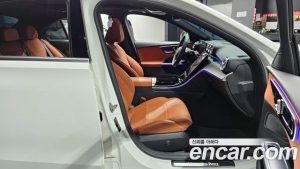 Mercedes-Benz C-Class C300 4MATIC Avantgarde 2023 года из Южной Кореи