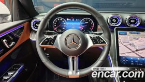 Mercedes-Benz C-Class C300 4MATIC Avantgarde 2023 года из Южной Кореи