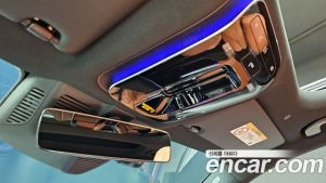 Mercedes-Benz C-Class C300 4MATIC Avantgarde 2023 года из Южной Кореи