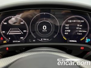 Porsche Taycan Turbo CROSS TURISMO 2024 года из Южной Кореи