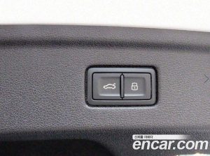 Audi A5 40 TFSI 4WD Premium Sportback 2023 года из Южной Кореи