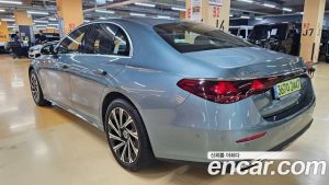 Mercedes-Benz E-Class E300 4MATIC Exclusive 2024 года из Южной Кореи