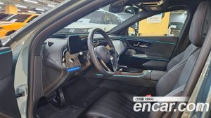 Mercedes-Benz E-Class E300 4MATIC Exclusive 2024 года из Южной Кореи