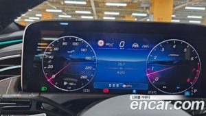Mercedes-Benz E-Class E300 4MATIC Exclusive 2024 года из Южной Кореи
