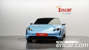 Porsche Taycan Base 2024 года из Южной Кореи
