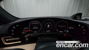 Porsche Taycan Base 2024 года из Южной Кореи