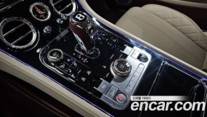 Bentley Continental 4.0 GT Azure 2023 года из Южной Кореи