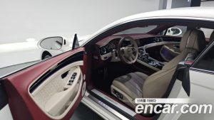 Bentley Continental 4.0 GT Azure 2023 года из Южной Кореи