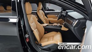 Volvo S90 B6 AWD ULTIMATE Bright 2023 года из Южной Кореи