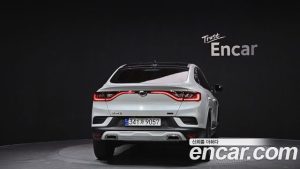 Renault-KoreaSamsung XM3 1.6 E-TECH Inspire 2023 года из Южной Кореи