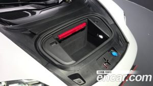 Porsche Taycan Base 2022 года из Южной Кореи