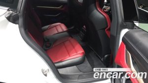 Porsche Taycan Base 2022 года из Южной Кореи
