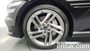 Genesis G80 Бензин 2.5 Turbo AWD 2025 года из Южной Кореи