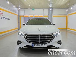 Mercedes-Benz E-Class E300 4MATIC Exclusive 2025 года из Южной Кореи