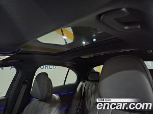 Mercedes-Benz E-Class E300 4MATIC Exclusive 2025 года из Южной Кореи