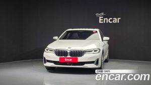 BMW 5-Series 523d Luxury 2023 года из Южной Кореи