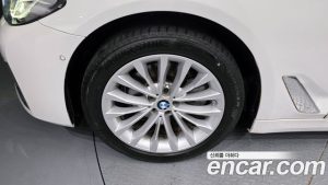 BMW 5-Series 523d Luxury 2023 года из Южной Кореи