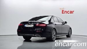 Mercedes-Benz E-Class E220d 4MATIC AMG Line 2023 года из Южной Кореи