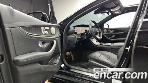 Mercedes-Benz E-Class E220d 4MATIC AMG Line 2023 года из Южной Кореи