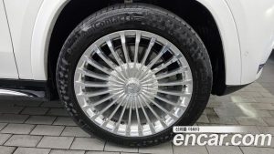 Mercedes-Benz GLS-Class GLS400d 4MATIC 2023 года из Южной Кореи