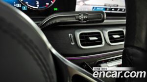 Mercedes-Benz GLS-Class GLS400d 4MATIC 2023 года из Южной Кореи