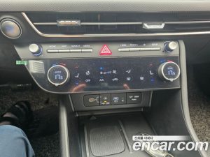 Hyundai Sonata 1.6 Turbo 2024 года из Южной Кореи