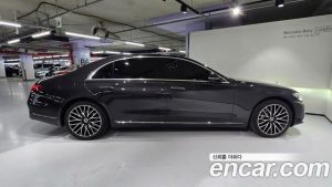 Mercedes-Benz S-Class S450L 4MATIC 2024 года из Южной Кореи