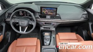 Audi Q5 40 TDI 4WD Premium 2023 года из Южной Кореи