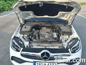 Mercedes-Benz GLC-Class GLC300e 4MATIC Coupe Premium Charger 2023 года из Южной Кореи