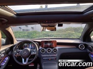 Mercedes-Benz GLC-Class GLC300e 4MATIC Coupe Premium Charger 2023 года из Южной Кореи