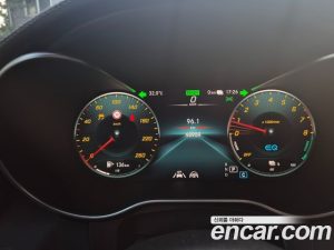 Mercedes-Benz GLC-Class GLC300e 4MATIC Coupe Premium Charger 2023 года из Южной Кореи
