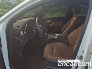 Mercedes-Benz GLC-Class GLC300e 4MATIC Coupe Premium Charger 2023 года из Южной Кореи
