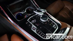 BMW X7 xDrive 40d M Sport 7-Seater 2024 года из Южной Кореи