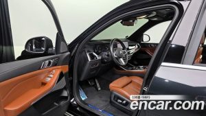 BMW X7 xDrive 40d M Sport 7-Seater 2024 года из Южной Кореи