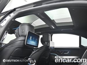Mercedes-Benz S-Class S500L 4MATIC 2023 года из Южной Кореи