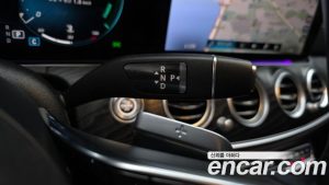 Mercedes-Benz E-Class E250 AMG Line 2023 года из Южной Кореи